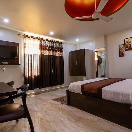 نيودلهي Hotel The Amour Dx Near Igi Airport Delhi المظهر الخارجي الصورة